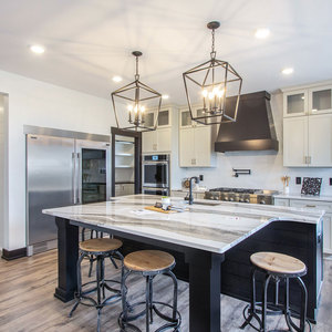 Photos for 10532 Ivanrest Ave SW