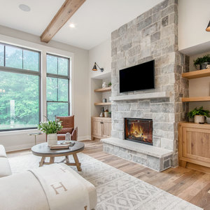 Photos for 5619 Stonebridge Drive