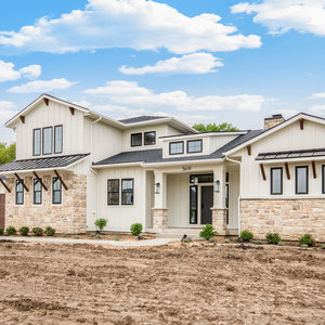 Photos for 5619 Stonebridge Drive