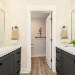 Photos for 5619 Stonebridge Drive