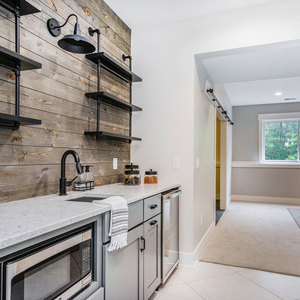 Photos for 5619 Stonebridge Drive