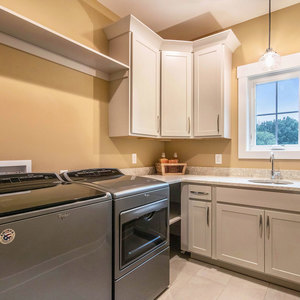 Photos for 7707 Jackson Ridge Ct SE