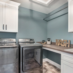 Photos for 6890 Cityview Dr