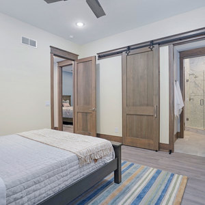 Photos for Virtual 4