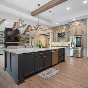 Photos for Virtual 4