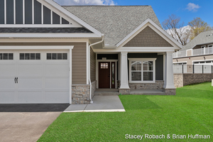 183 Tamarack Lane NE photo